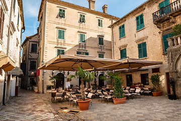 Image showing Restaurant on the street