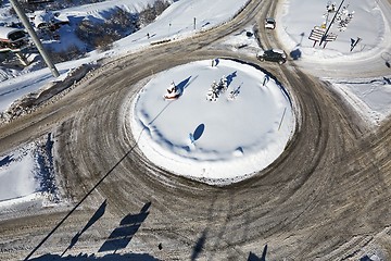 Image showing Roundabout in winter