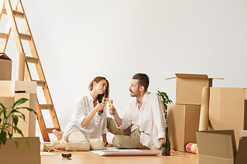 Image showing Couple moving to a new home.