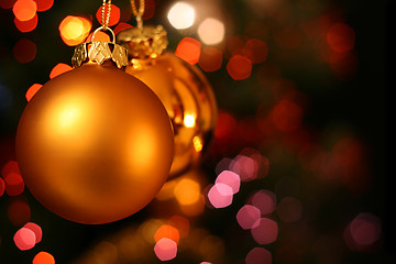 Image showing Christmas golden ball