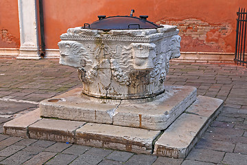 Image showing Water Well Venice