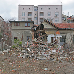 Image showing Earthquake Building