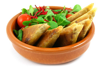 Image showing samosas in a bowl