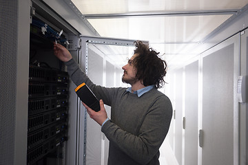 Image showing technician using digital cable analyzer