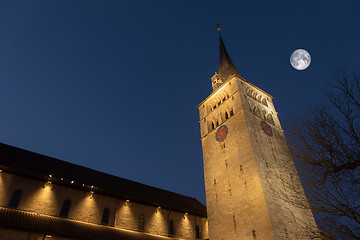 Image showing church Saint Martin in Sindelfingen Germany by night with moon