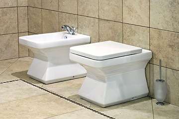 Image showing Toilet and bidet