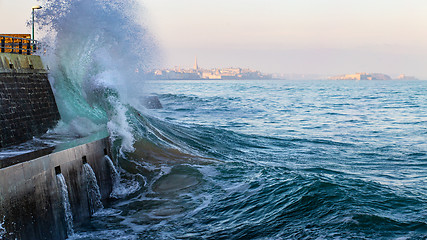 Image showing Big wave crushing during high tide in Saint-Malo