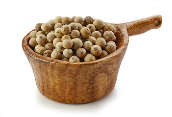 Image showing white pepper in wooden cup