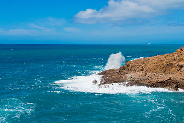 Image showing Beautiful cerulean sea and the rock