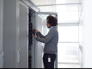 Image showing technician using digital cable analyzer