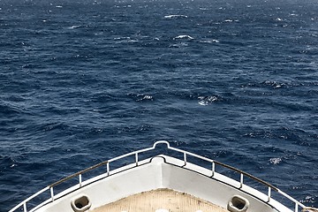 Image showing Boat heading towards the horizon