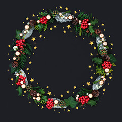 Image showing Christmas Floral Bauble and Star Wreath 