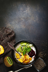 Image showing oat flakes with fruit