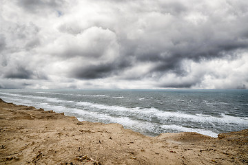 Image showing Dramatic weather over the sea