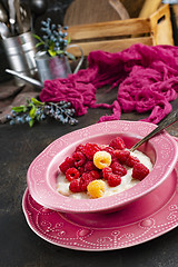 Image showing oat flakes with berries