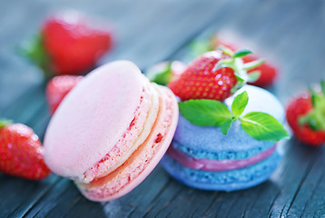 Image showing strawberry macaroons