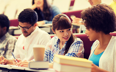 Image showing group of international students talking on lecture