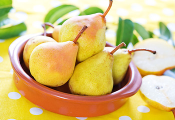 Image showing pears