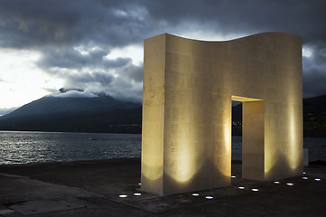 Image showing Monument to whalers in Lages do Pico