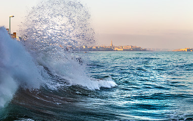 Image showing Wave crushing during high tide in Saint-Malo