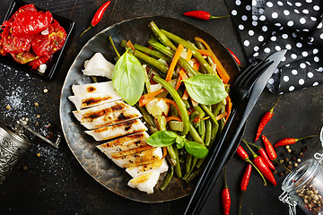 Image showing chicken with green beans