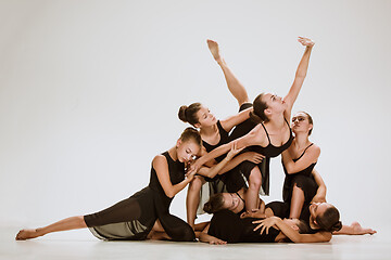 Image showing The group of modern ballet dancers