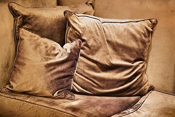 Image showing Couch with pillows