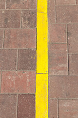 Image showing yellow line