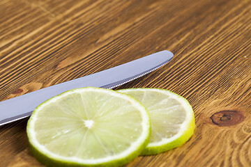 Image showing lime and knife