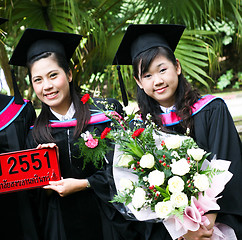 Image showing University graduates