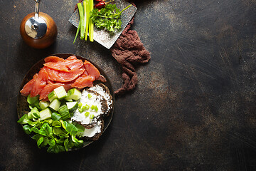 Image showing salmon with bread and creamcheese 