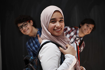 Image showing Arab teenagers group