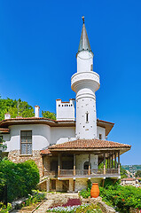 Image showing Mansion-house with Minaret