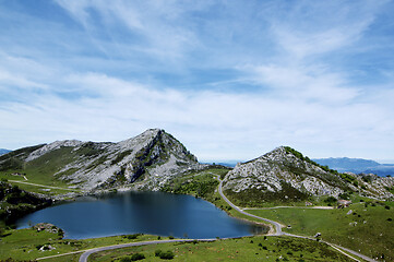 Image showing Lago de Enol, Covadonga, Spain