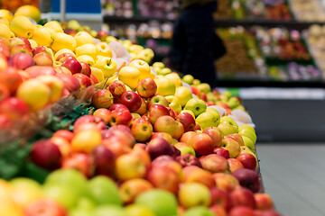 Image showing ripe apples at grocery store or supermarket