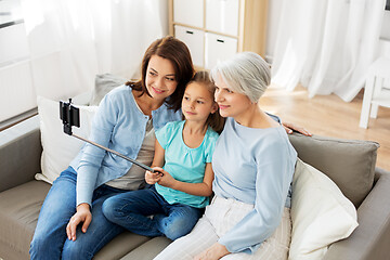 Image showing mother, daughter and grandmother taking selfie