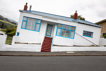 Image showing a house at the very steep Baldwin Road