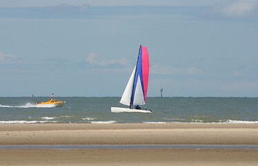 Image showing motorboat and a sailboat 