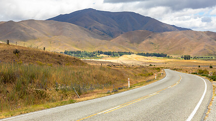 Image showing road to horizon New Zealand south island