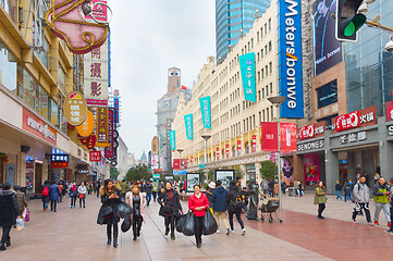 Image showing People Shanghai shopping street, China