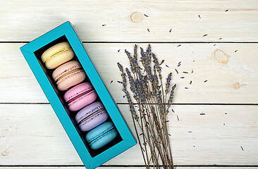 Image showing Macaroons in gift box next to lavender