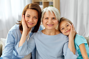 Image showing portrait of mother, daughter and grandmother