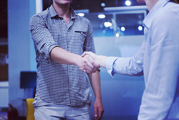 Image showing start up business people  handshake