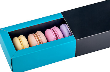 Image showing Macaroons in gift box front view