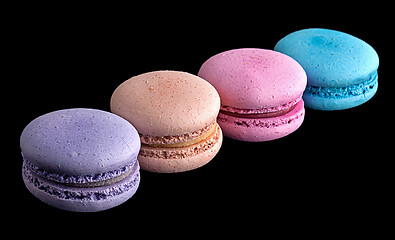 Image showing Macaroons in a row diagonally