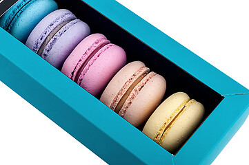 Image showing Macaroons in gift box rotated