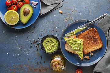 Image showing Guacamole sauce with avocado