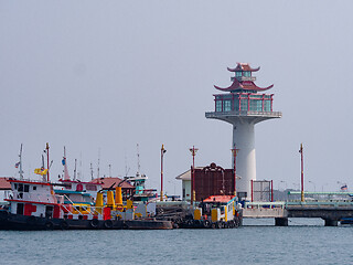 Image showing The pagoda style lighthouse at Ko Sichang, Thailand