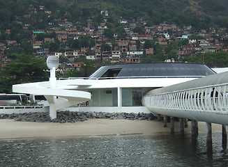 Image showing Oscar Niemeyer’s ferryboat station