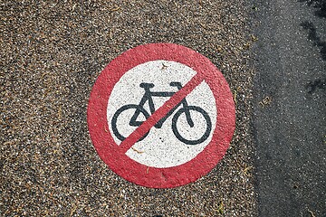 Image showing No cycling area